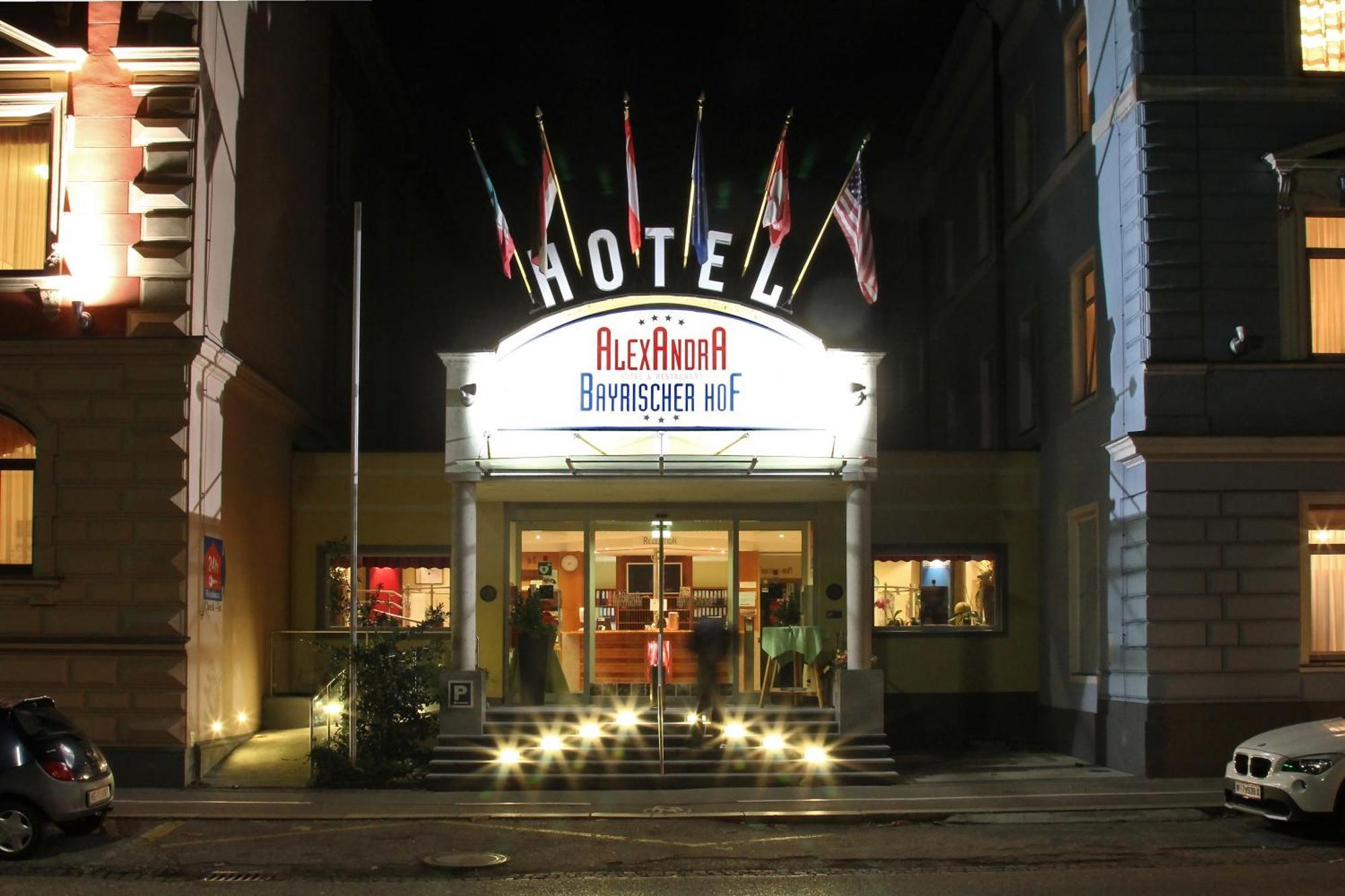 Hotel Alexandra Wels Bagian luar foto