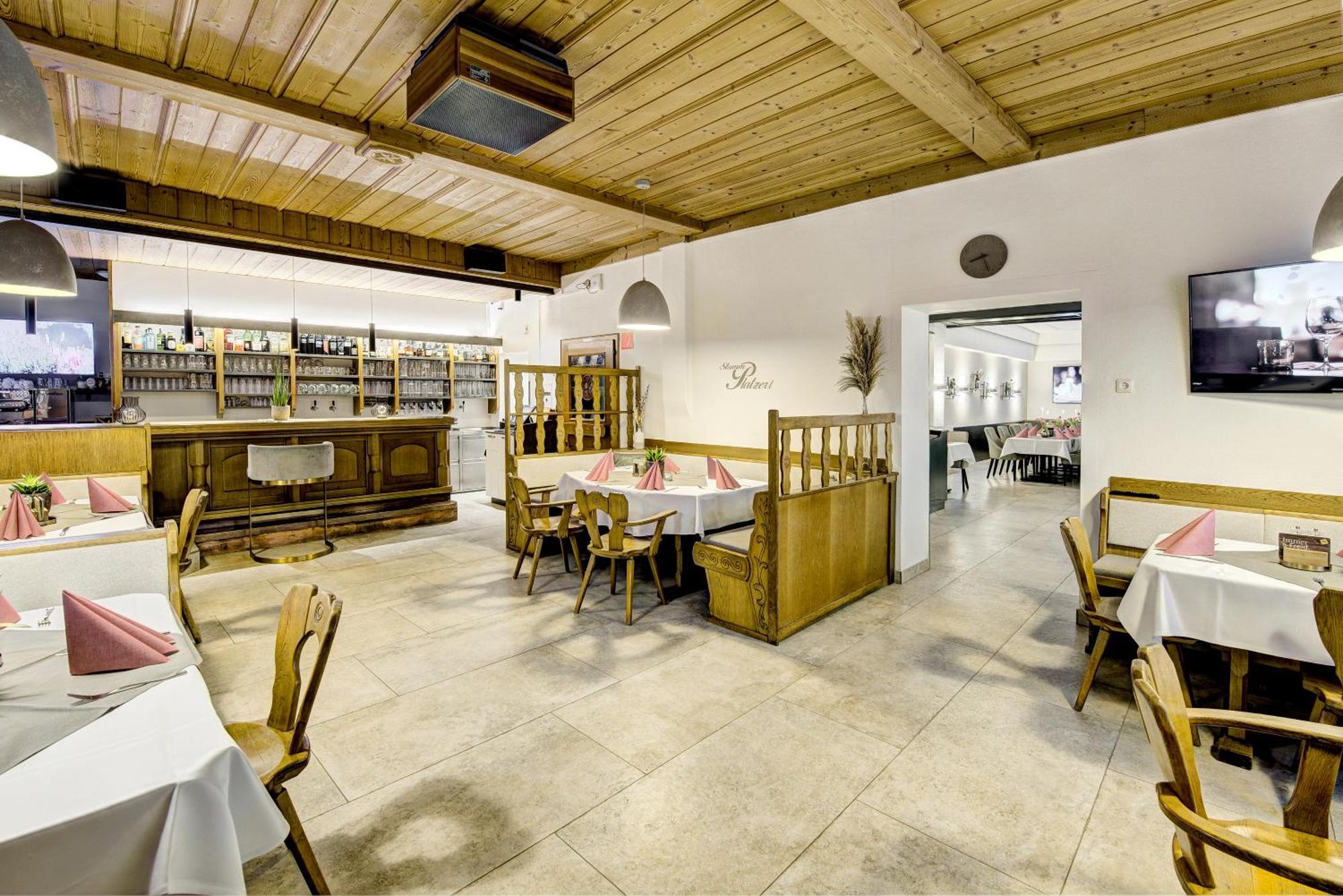 Hotel Alexandra Wels Bagian luar foto